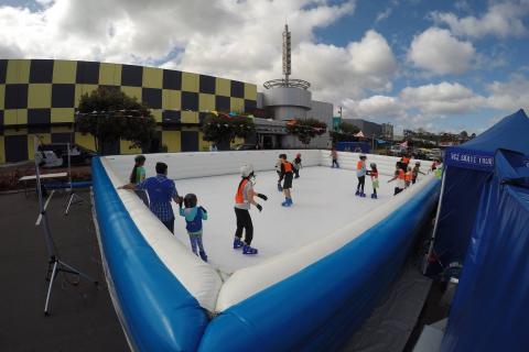 Example of the rink set up