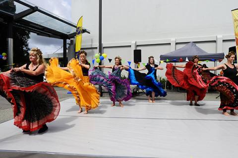 Colourful Dancers!